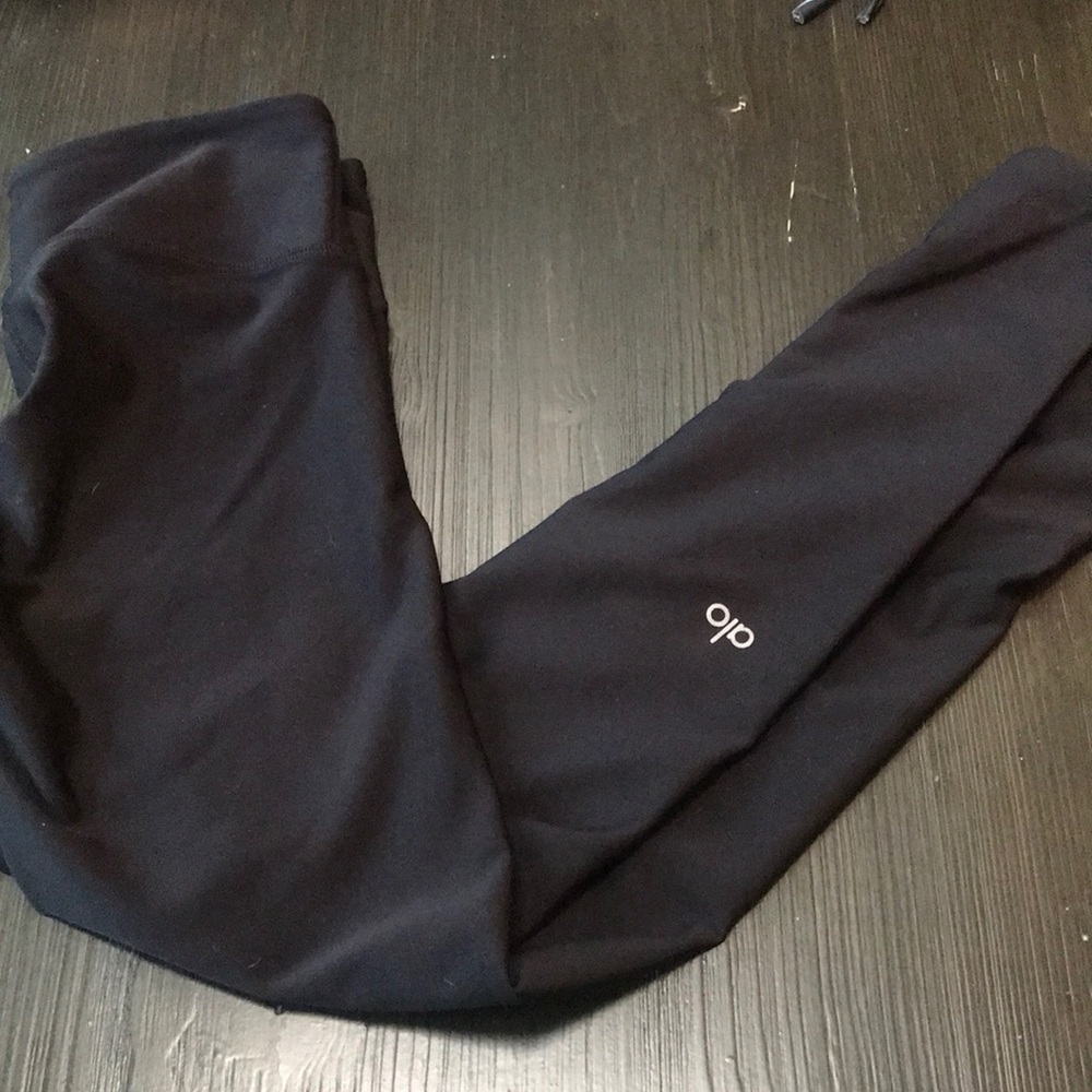 Black leggings